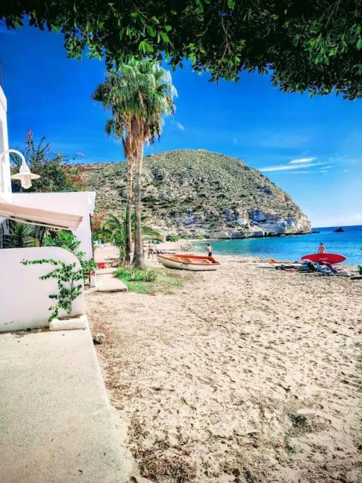 Bohemian 2 Bed Apartamento Amarillo Agua Amarga  Exteriér fotografie